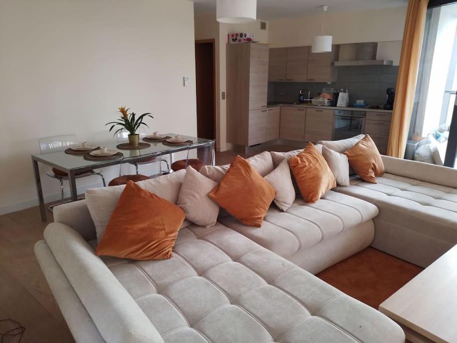 Beautiful 2Br/2Bar Apartement In European District Brussel Eksteriør bilde
